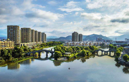 浙江臺州玉環(huán)市最強的鎮(zhèn),是全國重點鎮(zhèn),也是全國千強鎮(zhèn)